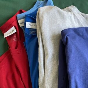 Men’s v-neck